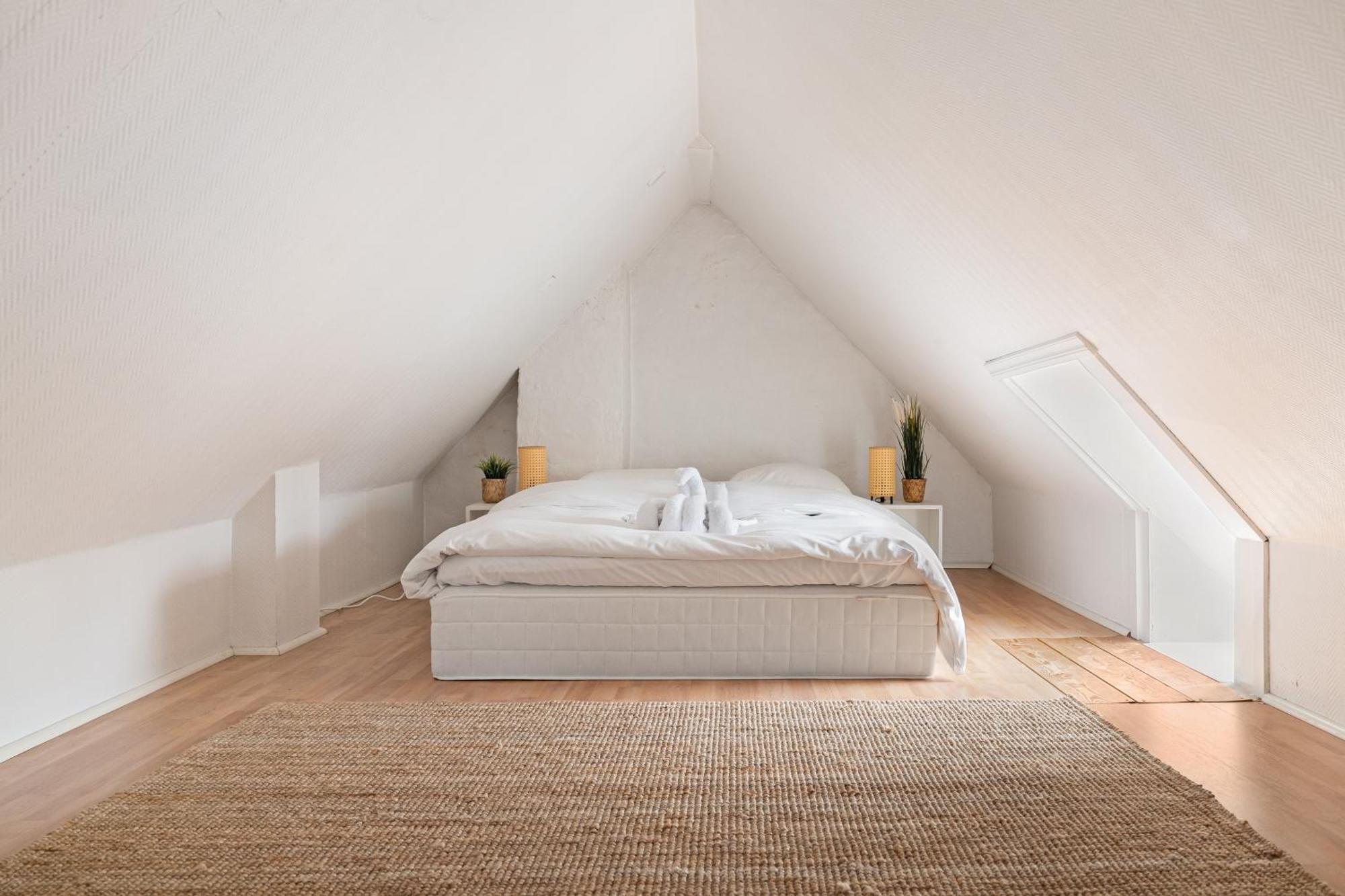 Dinbnb I Top-floor For The Explorer! I 400m To Bryggen Apartment Bergen