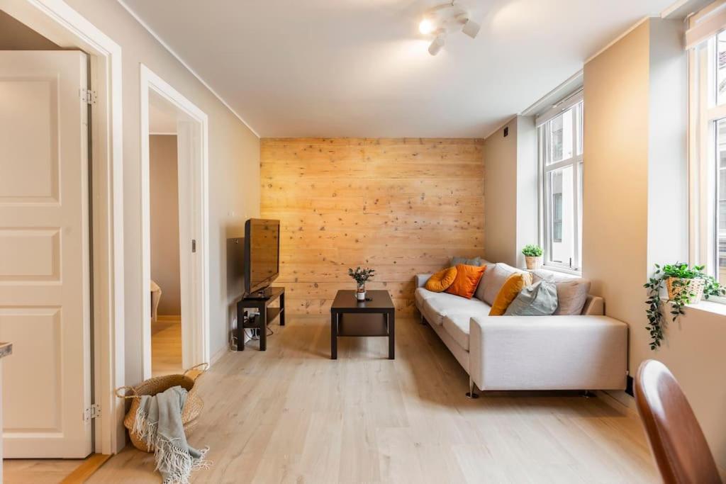 New! Modern In Historic Area Of Bergen! * Bergen