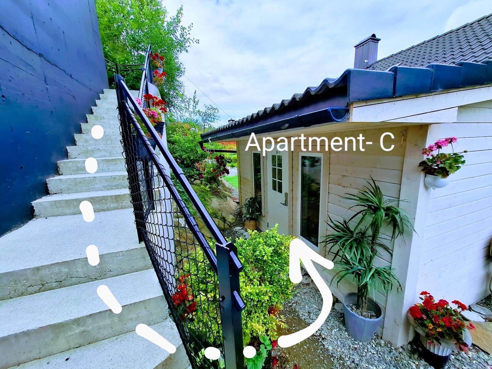 Sunrise Terrace Apartment *