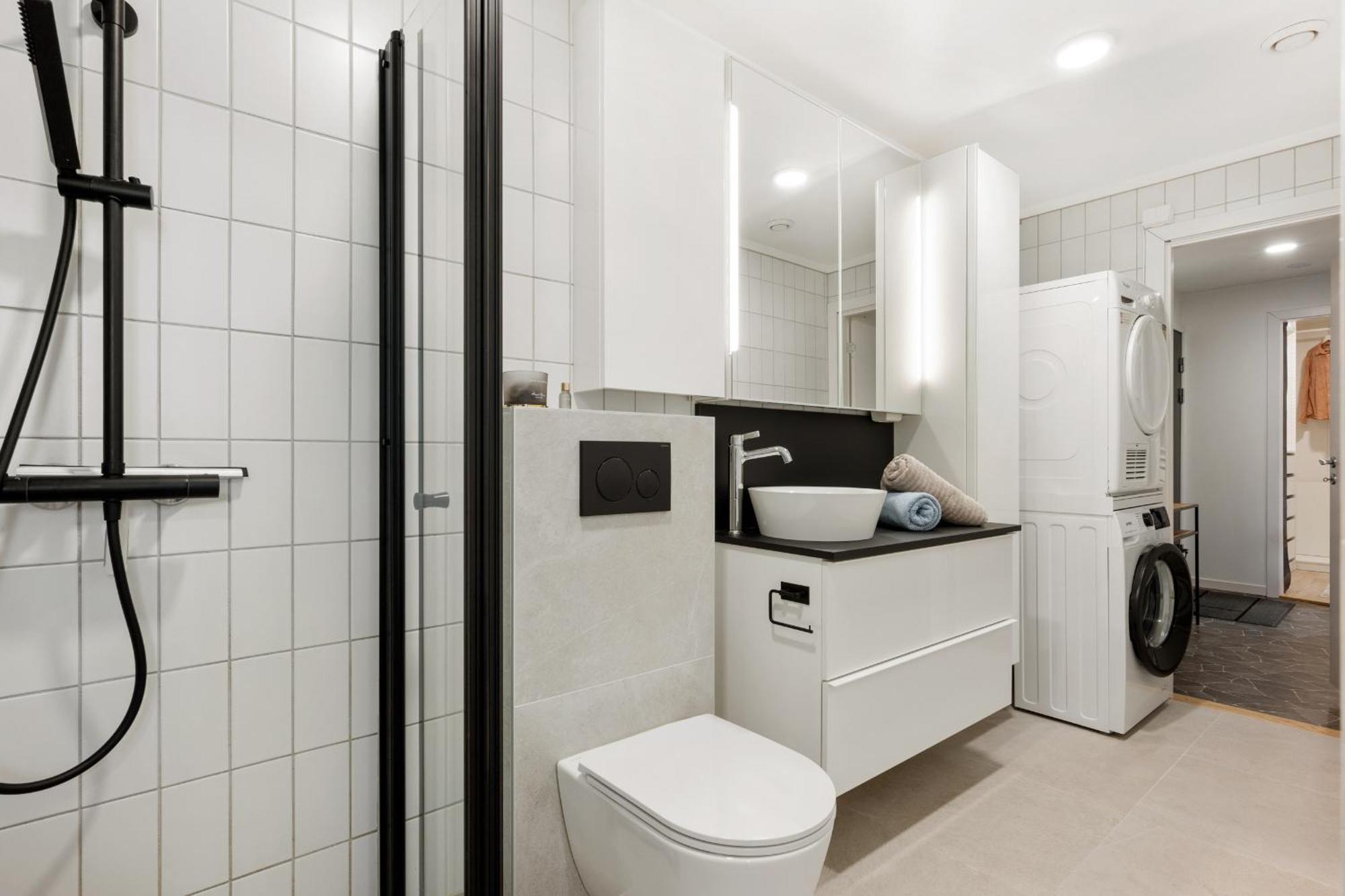 Central Modern Apartment