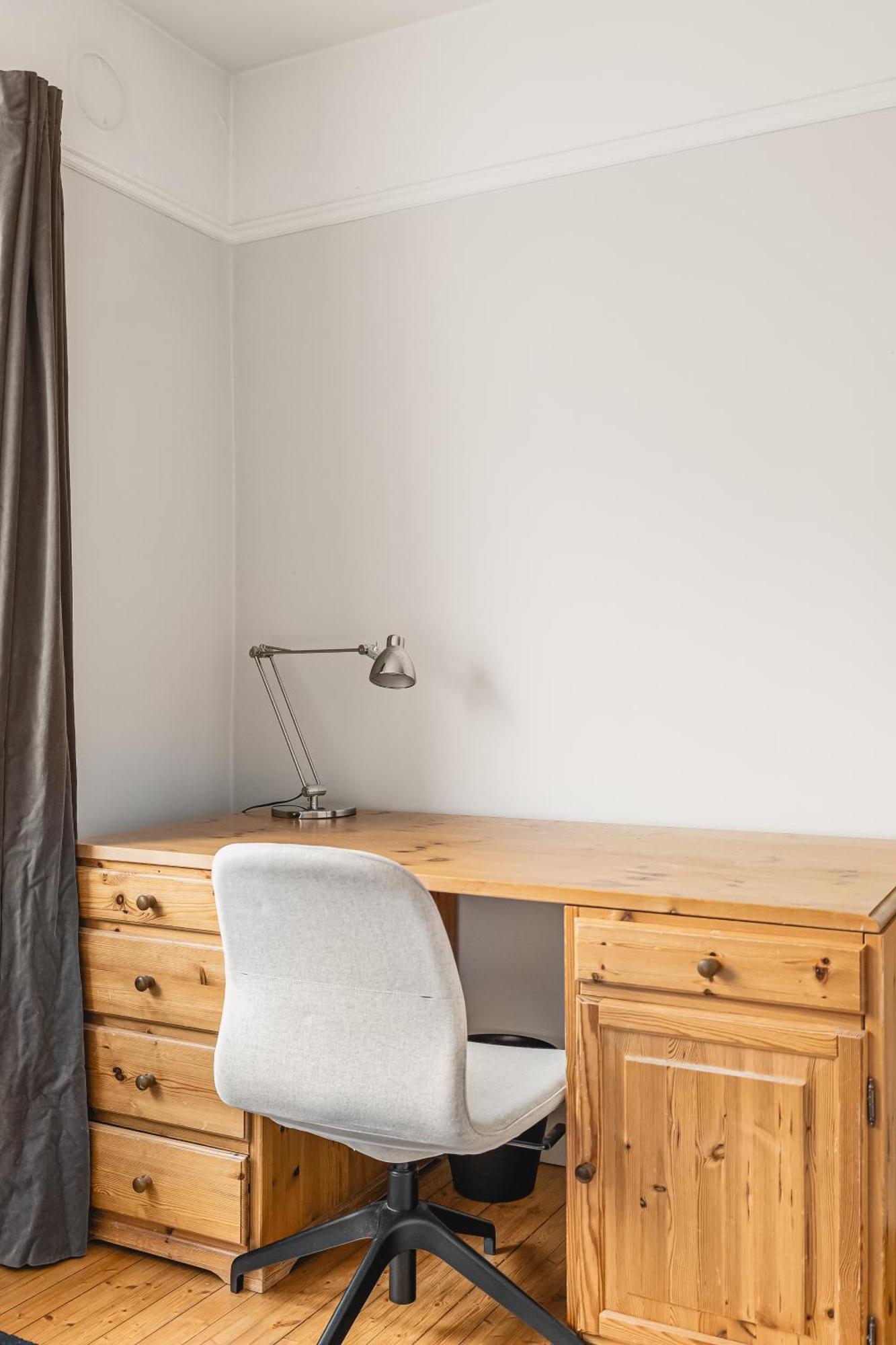350m To I Tv & Workspace In Every Room! Bergen