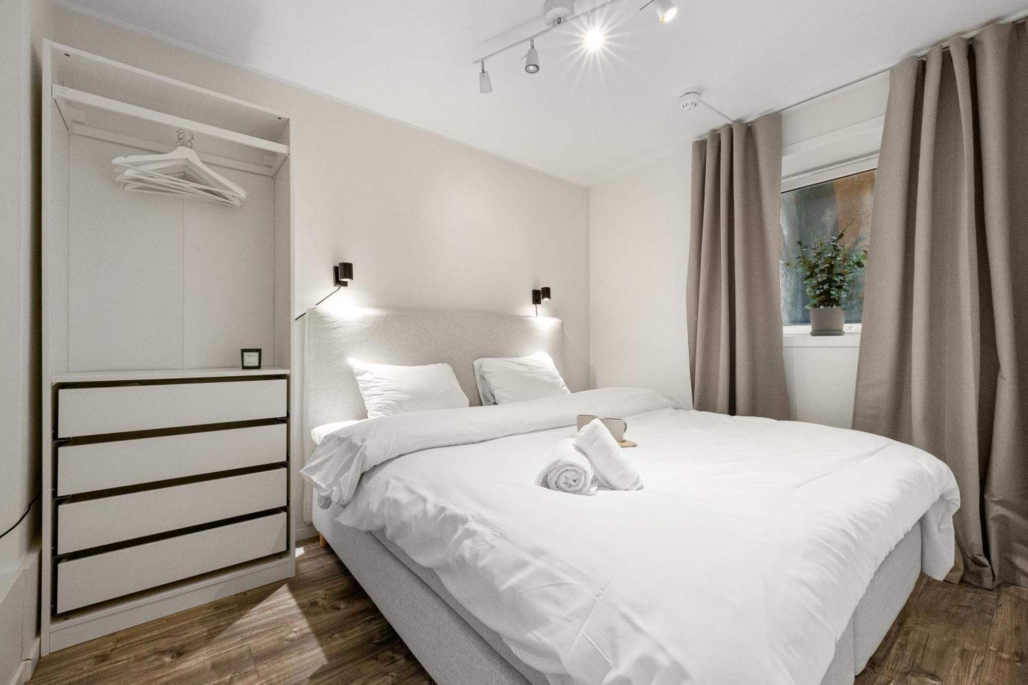 Pergola - Free Parking - 5 Min Walk To Facilities Apartment Bergen