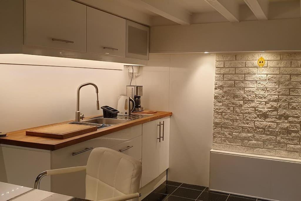 Apartment Lovely Big Unit With A Fantastic View *