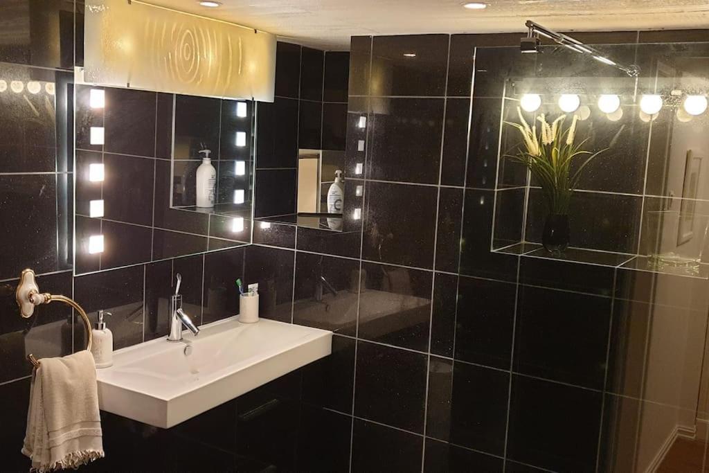 Lovely Big Unit With A Fantastic View Bergen