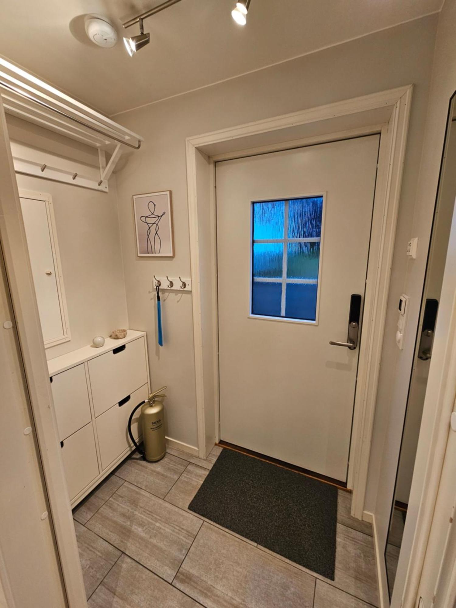 Moderne Leilighet 10 Min Fra Sentrum Apartment *