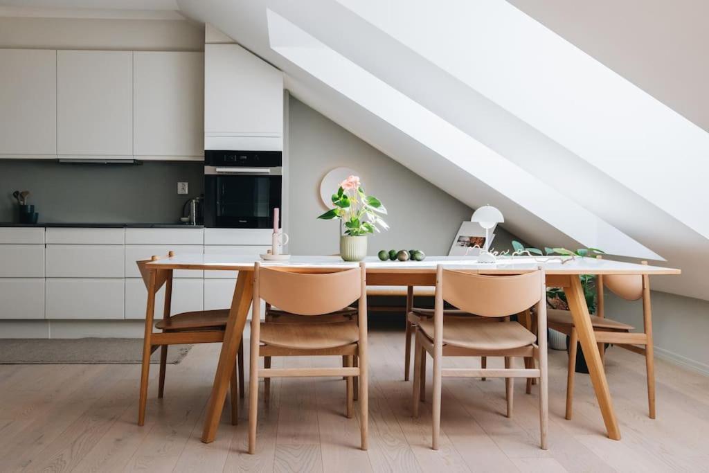 Beautiful Penthouse With An Ocean View In Bergen