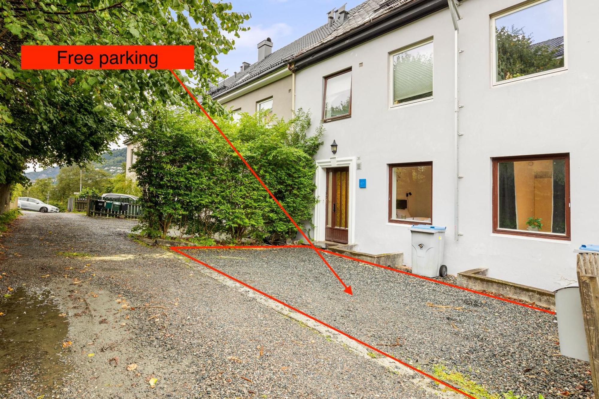 Pergola - Free Parking - 5 Min Walk To Facilities Bergen