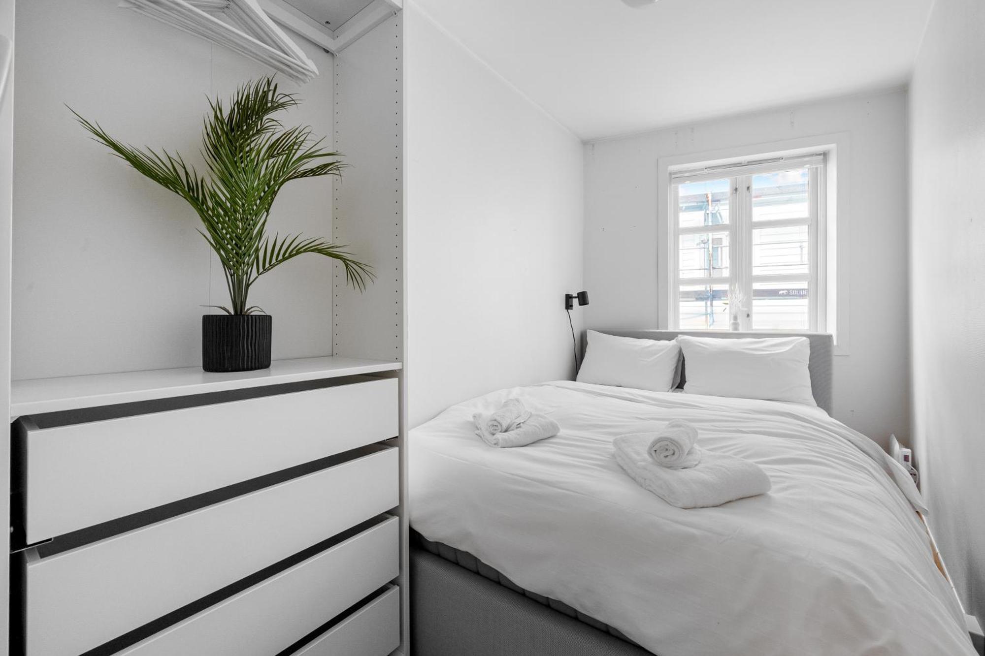 Homerentals - Behind Bryggen & Historic Cobblestone Streets - 2 Floor Renovated From February 2025 Lägenhetshotell *