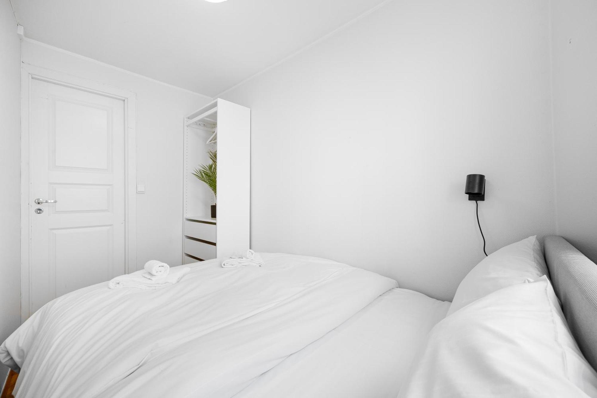 Homerentals - Behind Bryggen & Historic Cobblestone Streets - 2 Floor Renovated From February 2025 Lägenhetshotell Bergen