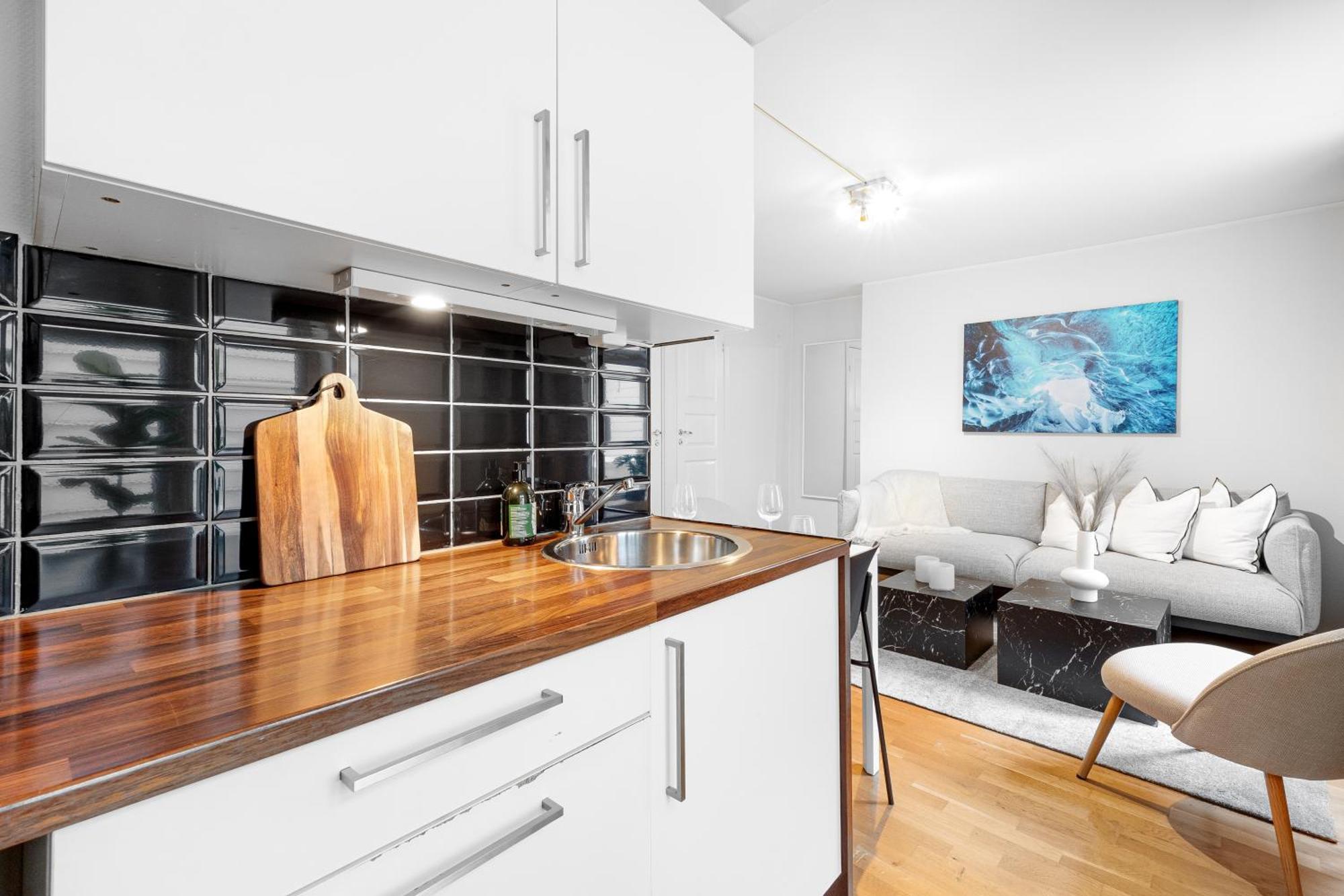 Homerentals - Behind Bryggen & Historic Cobblestone Streets - 2 Floor Renovated From February 2025