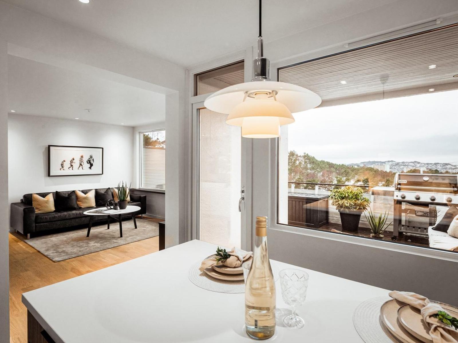 Modern House With Two Bathrooms And Two Bedrooms, Renovated In 2022 * Bergen