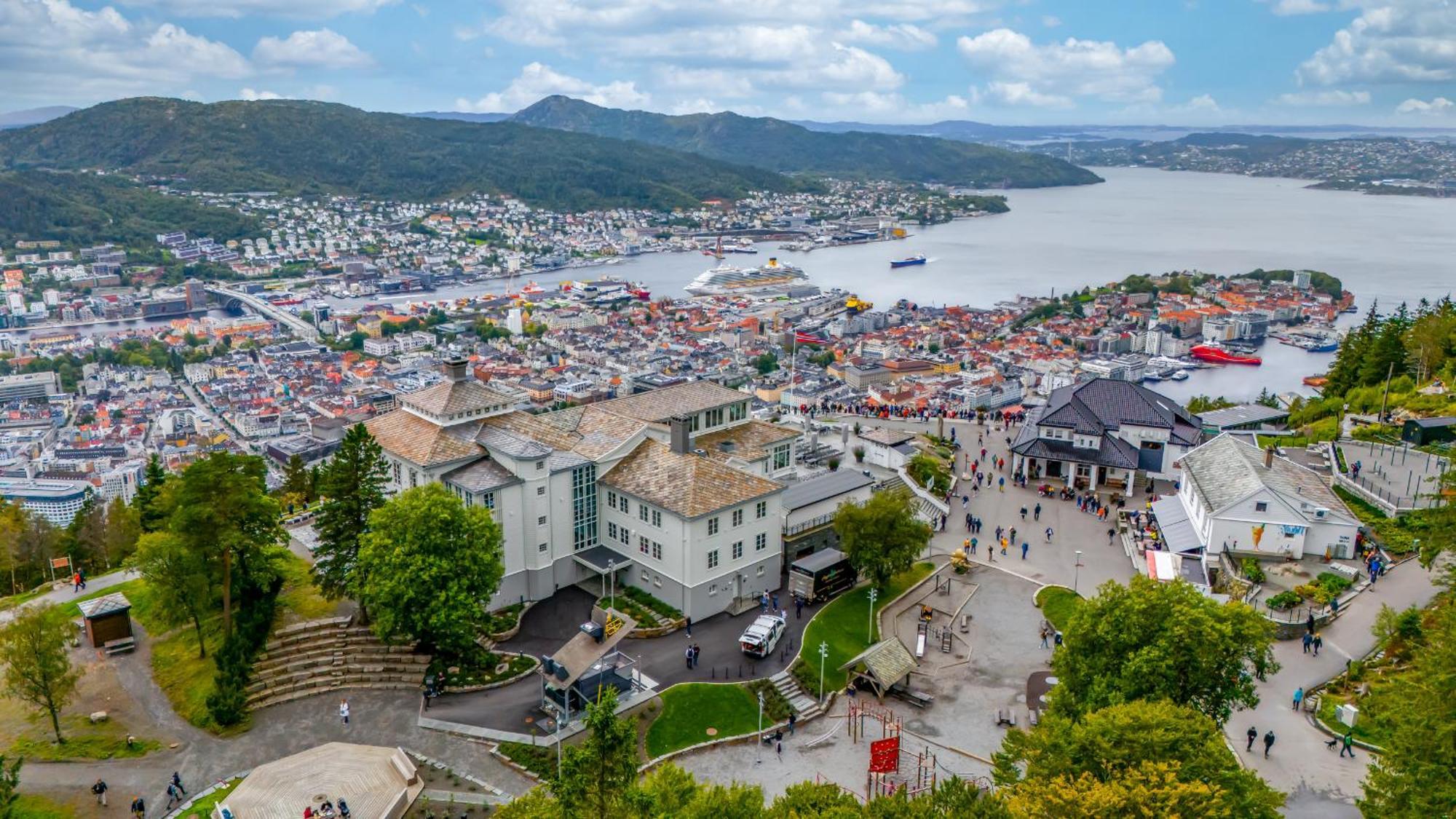 Charming 200m From Bryggen