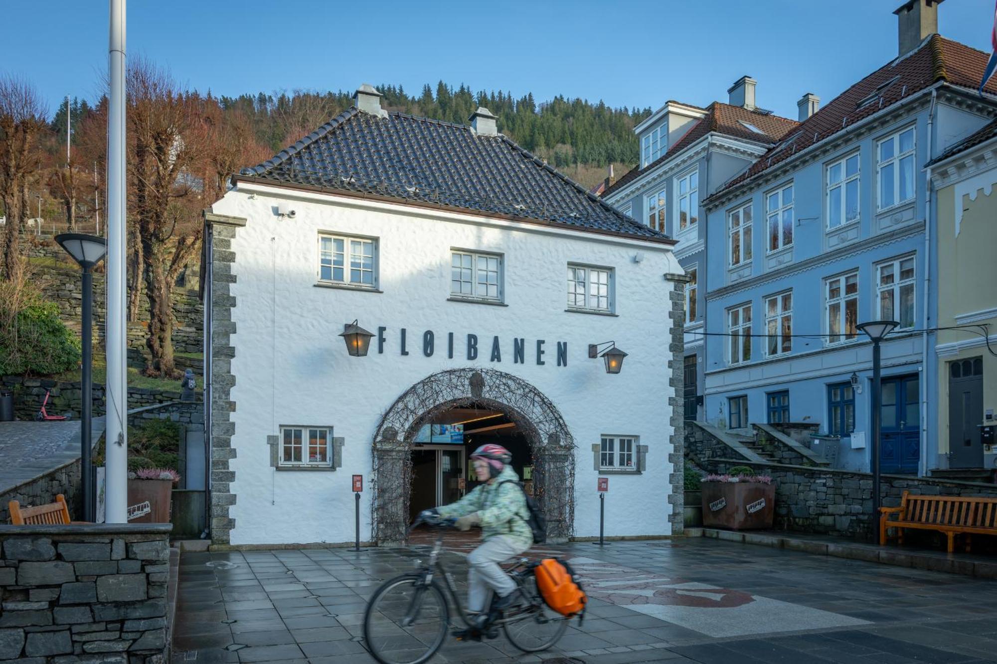 Apartment Charming 200m From Bryggen