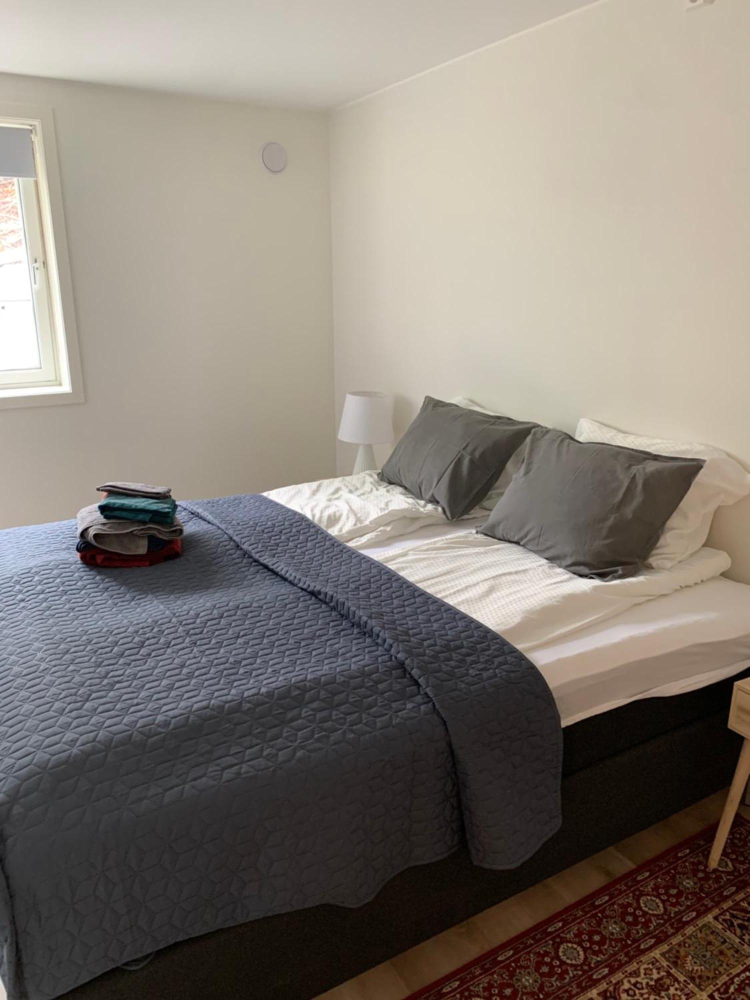 Apartment Moderne Og Fullt Utstyrt 3-rom Hageleilighet Sentrum Naer