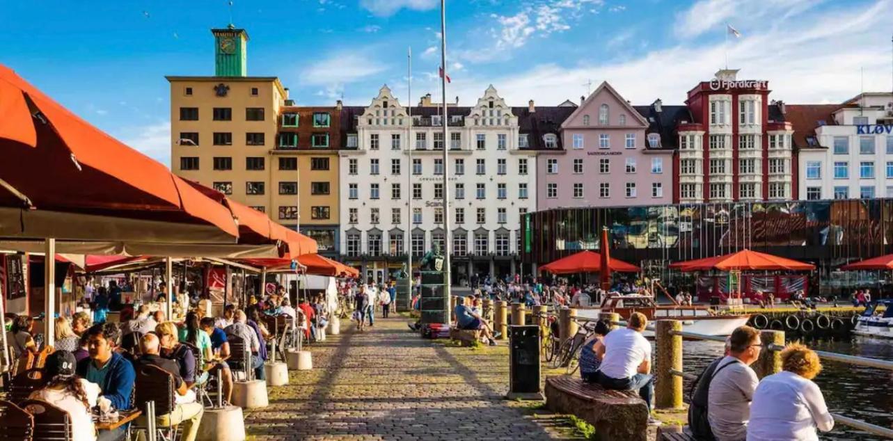 Apartamento Sentrumsnaer Ved Sjoen! Fast Parkering Bergen