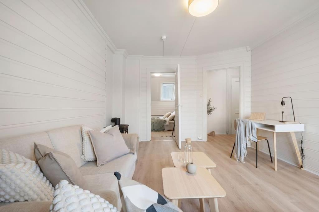 Cozy & Modern In Historic Area Of