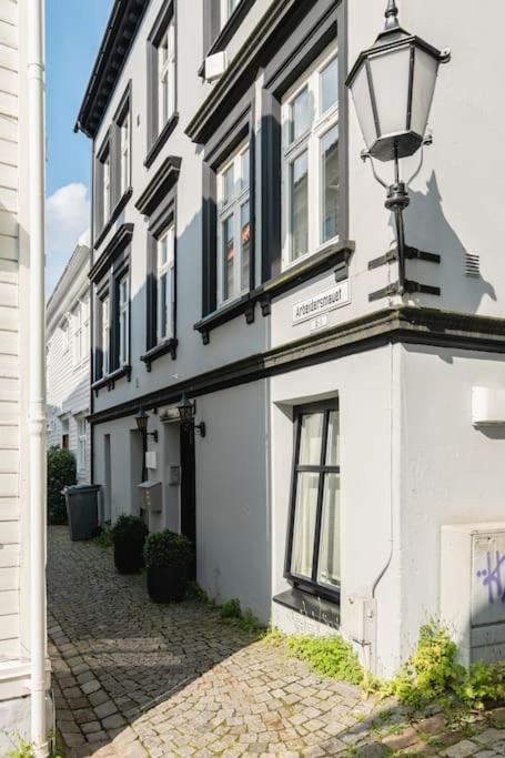 Dinbnb I 300m To Bryggen & Floien I Renovated 2023 *