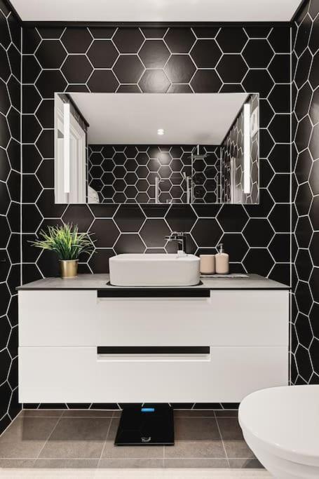 Dinbnb I 300m To Bryggen & Floien I Renovated 2023 Lägenhet Bergen