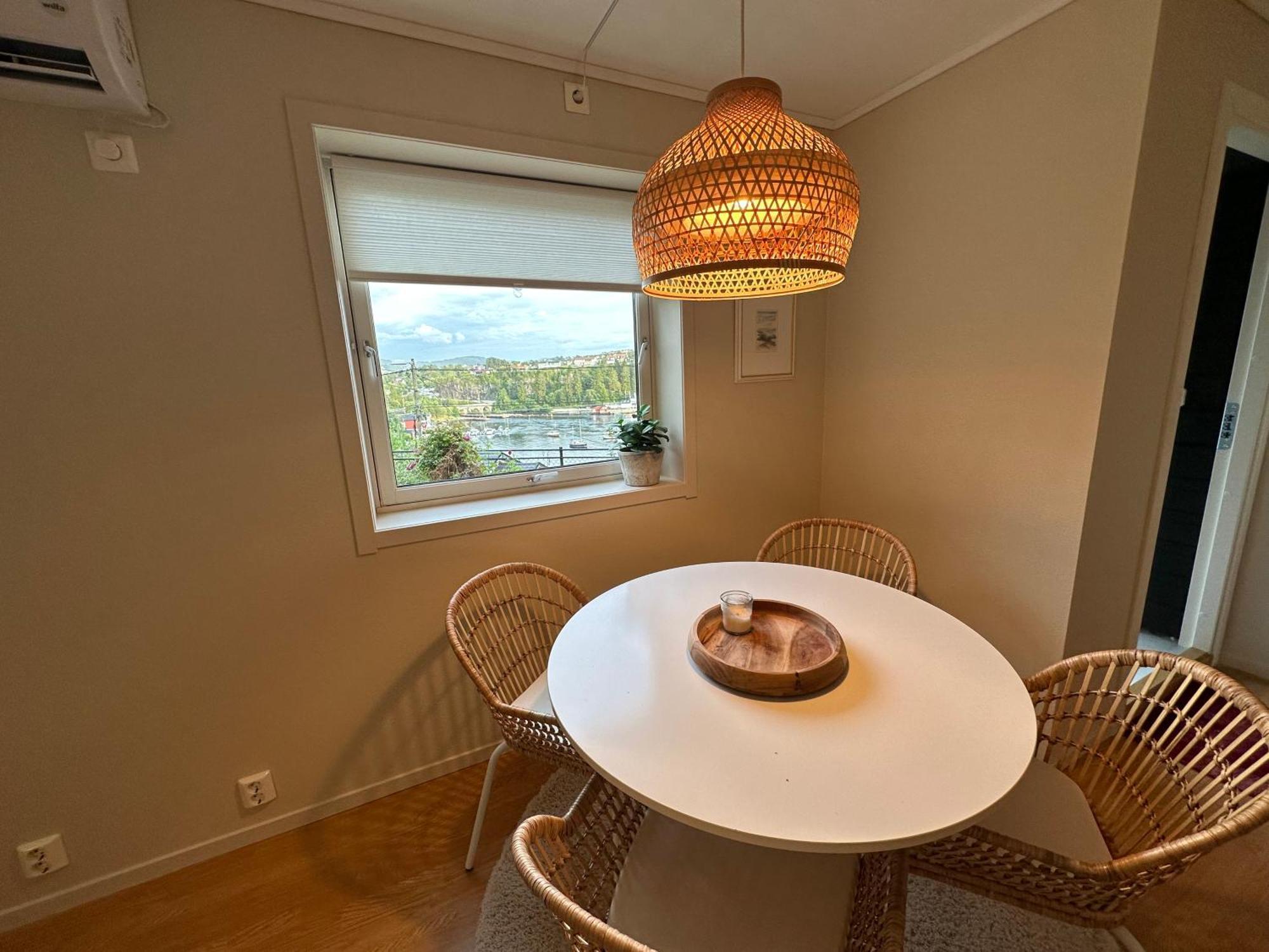 Apartment With Sea View!