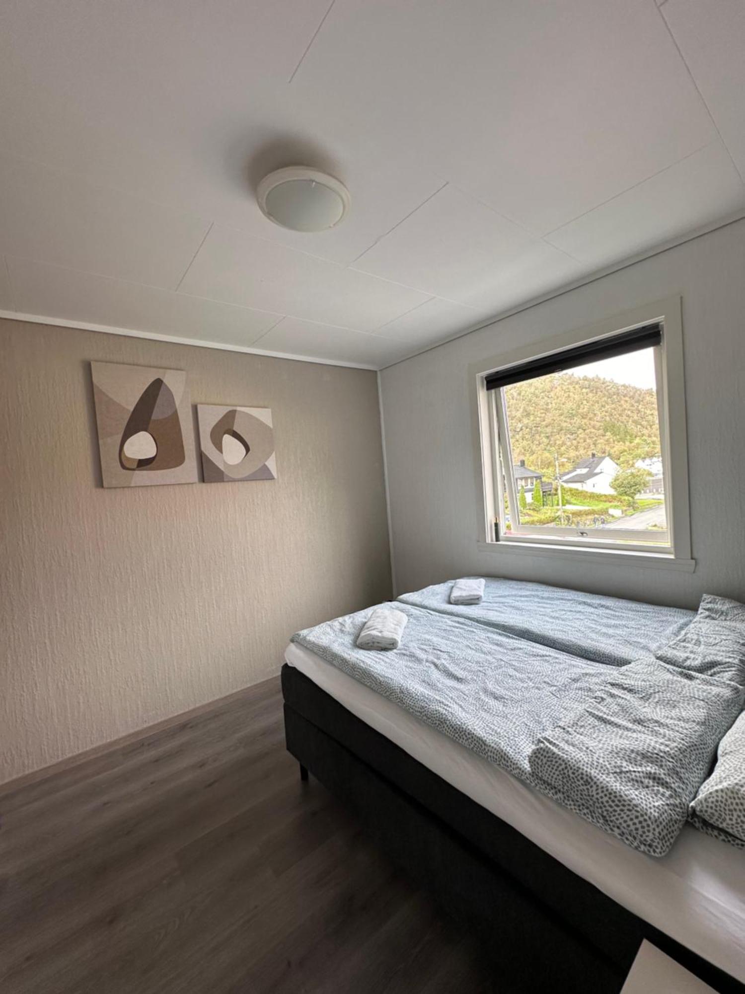 Bedroom Close To City Center Homestay Bergen