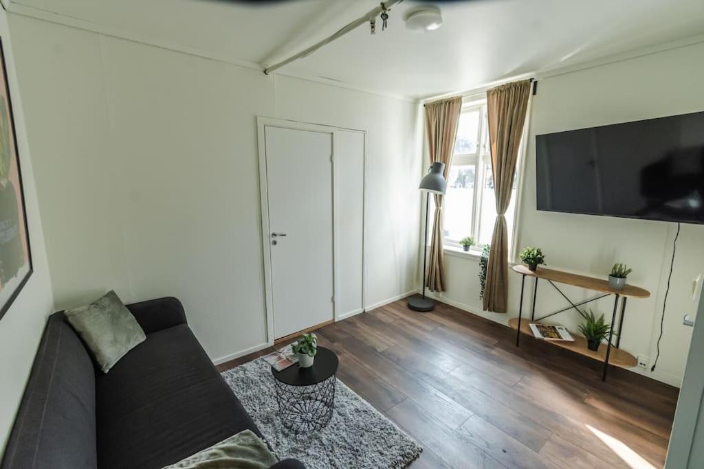 Apartment Stylish Place In The Heart Of *
