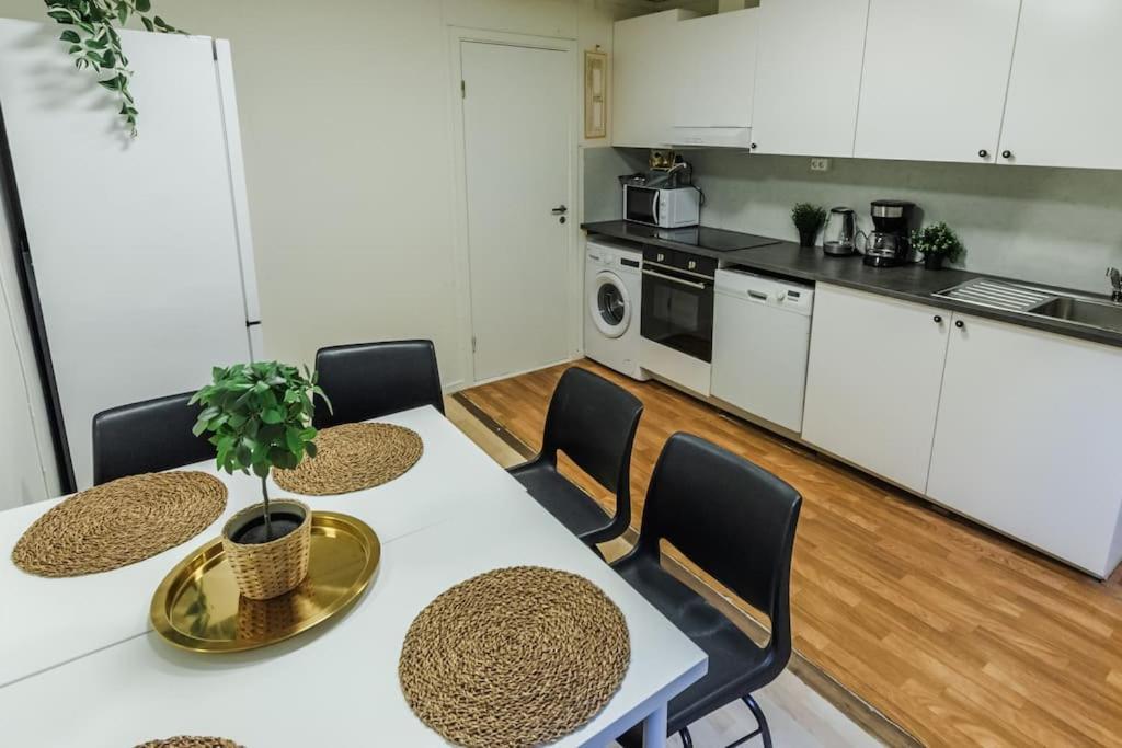 Apartment Stylish Place In The Heart Of