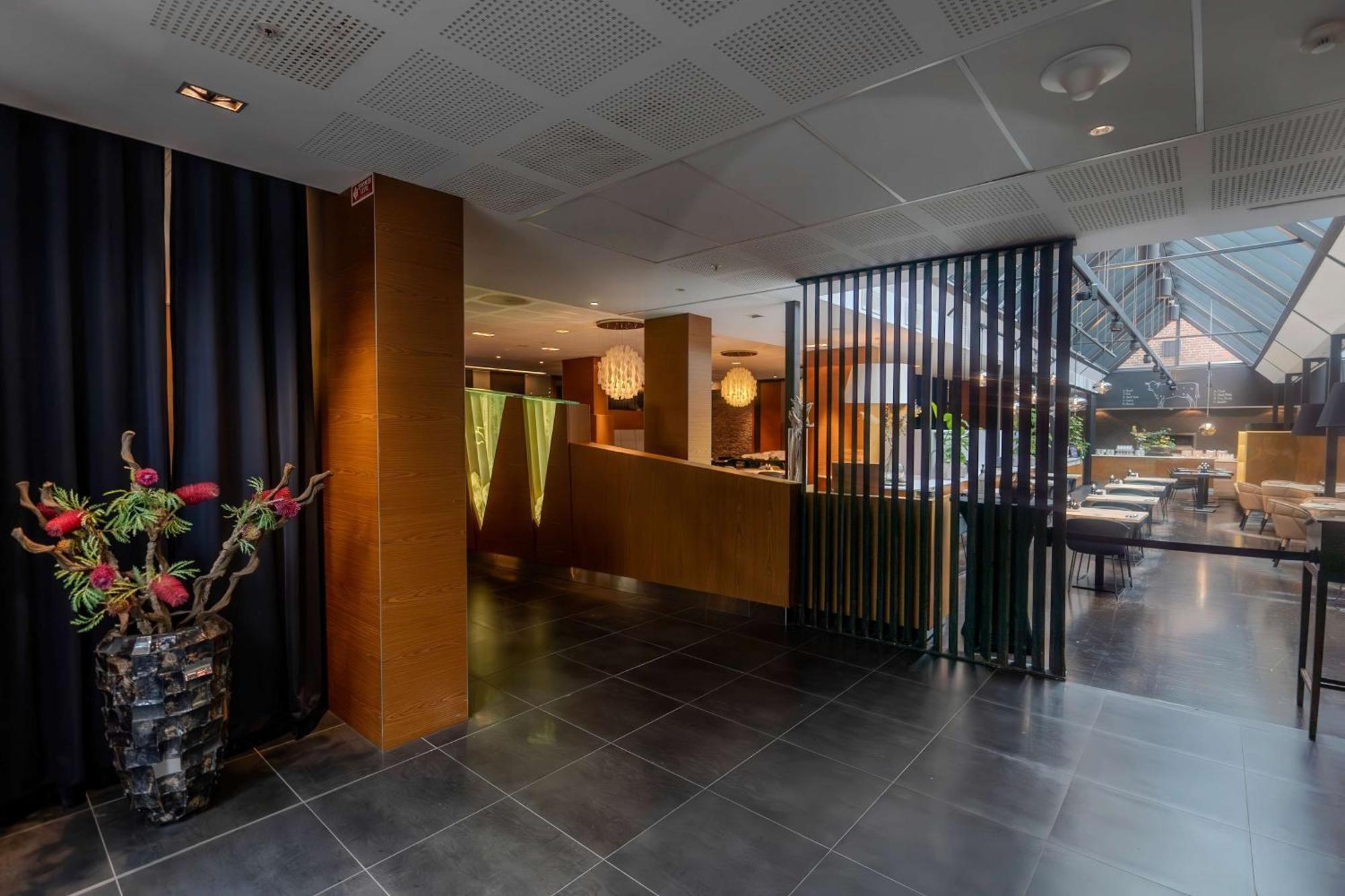 Radisson Blu Royal Hotel, Hotel 4*