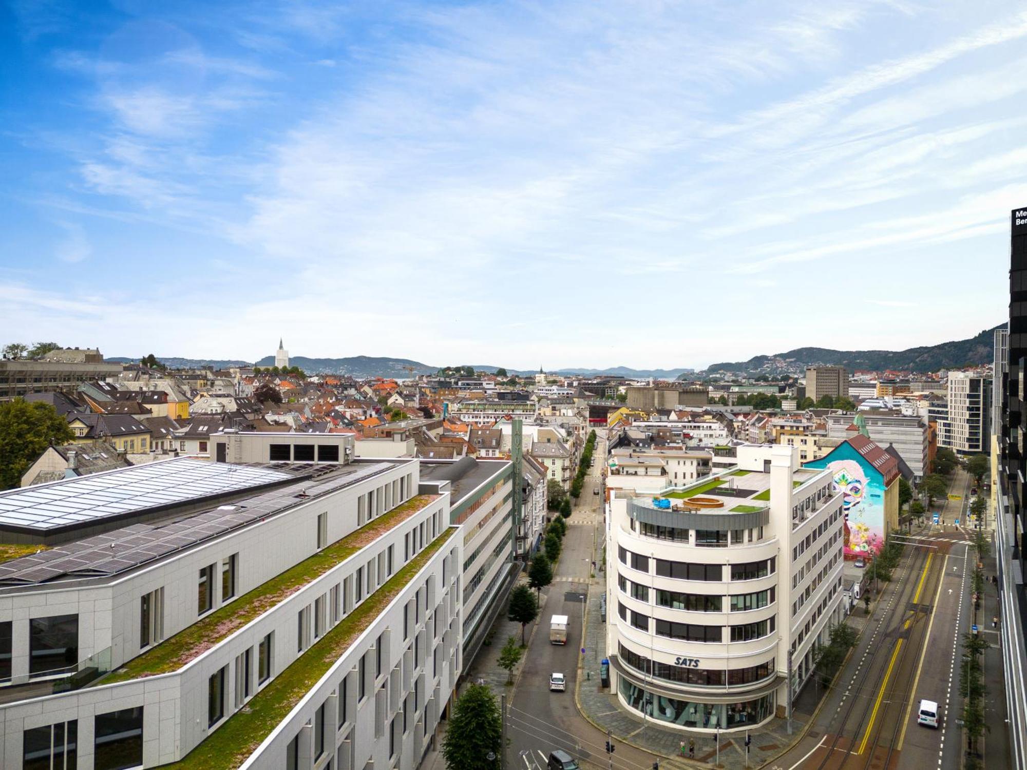 Apartment L Urban - Spacious With Private Terrace Bergen