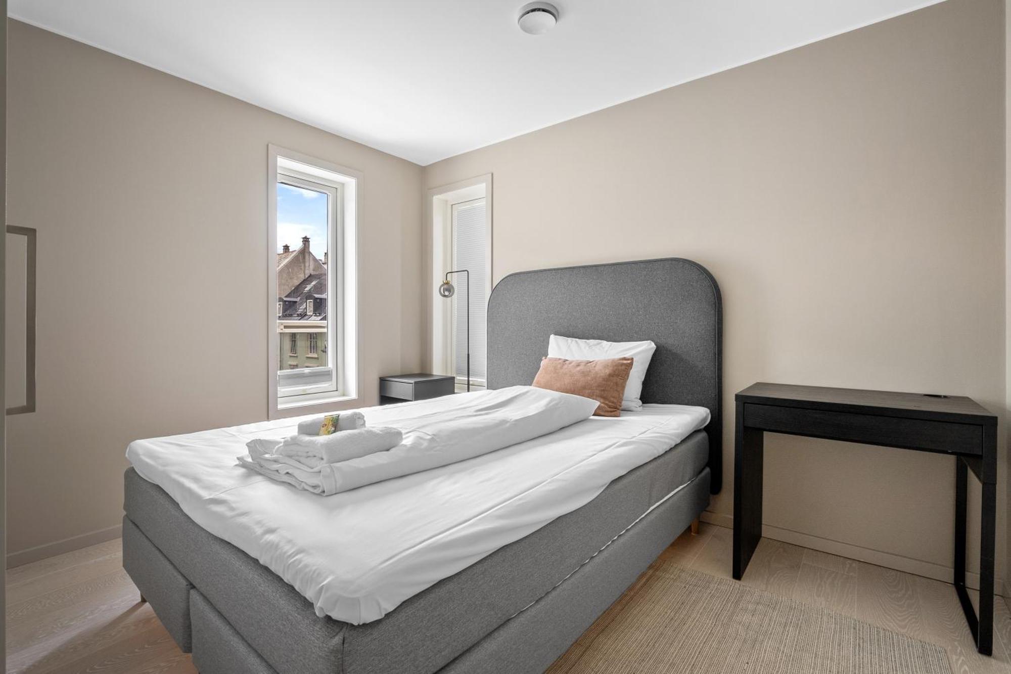 L Urban - Spacious With Private Terrace * Bergen