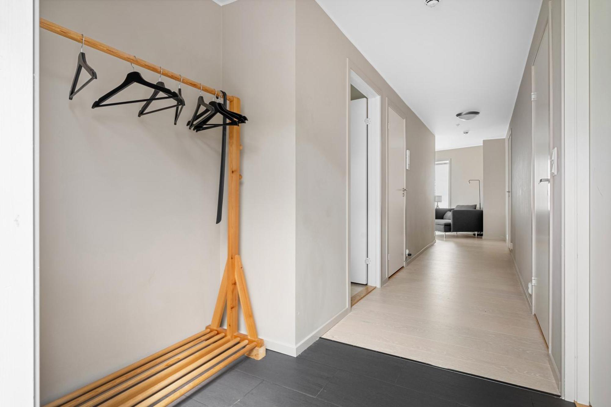 L Urban - Spacious With Private Terrace Apartment Bergen