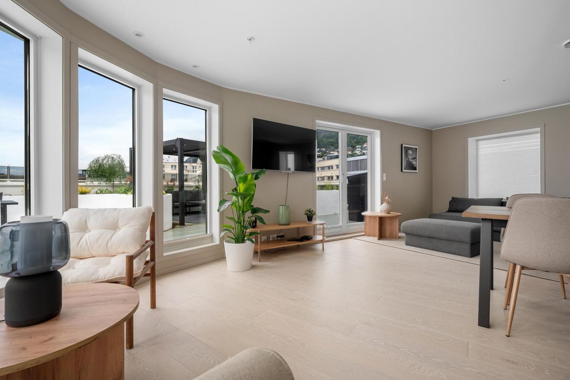 L Urban - Spacious With Private Terrace Bergen