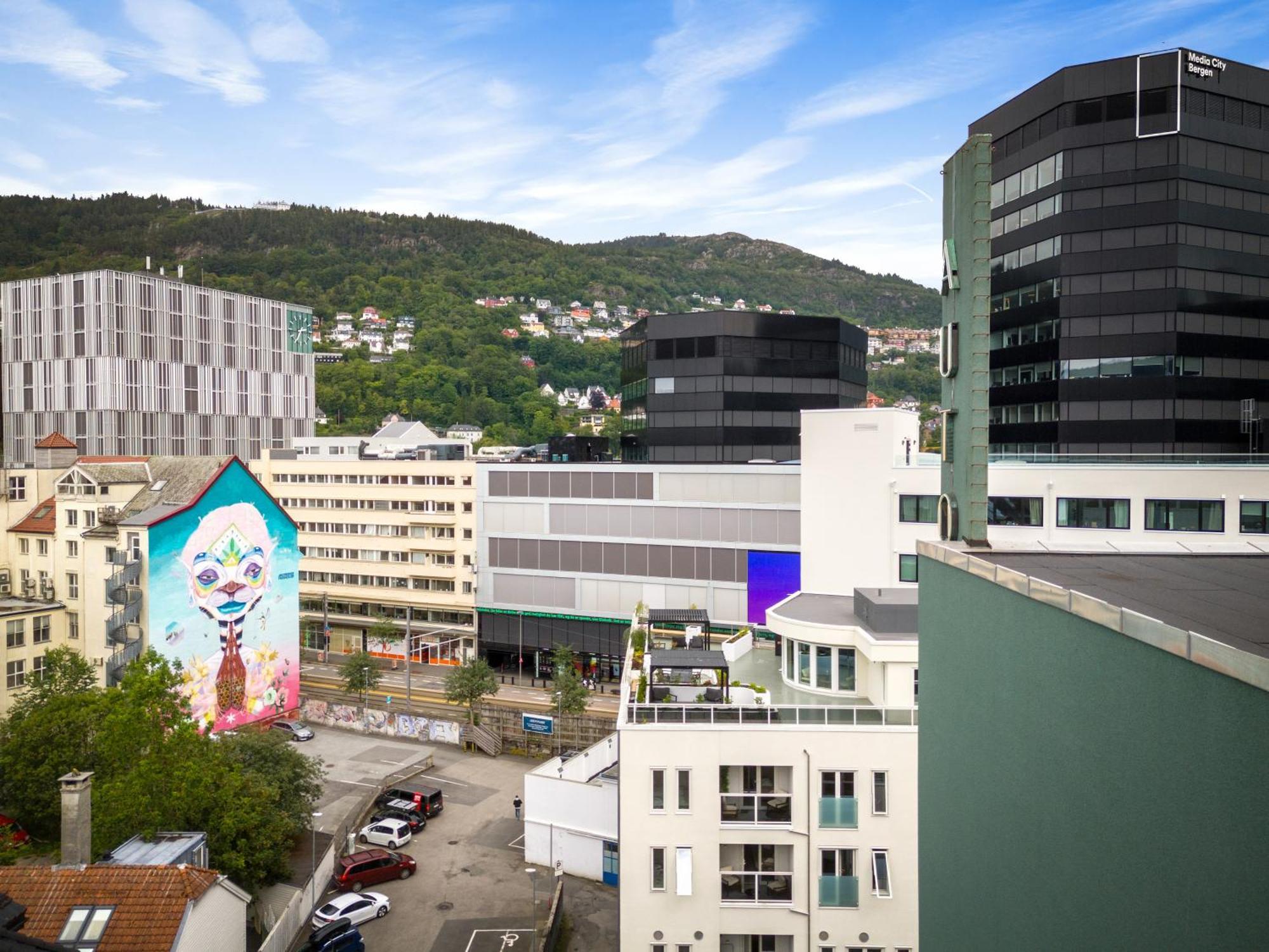 L Urban - Spacious With Private Terrace * Bergen