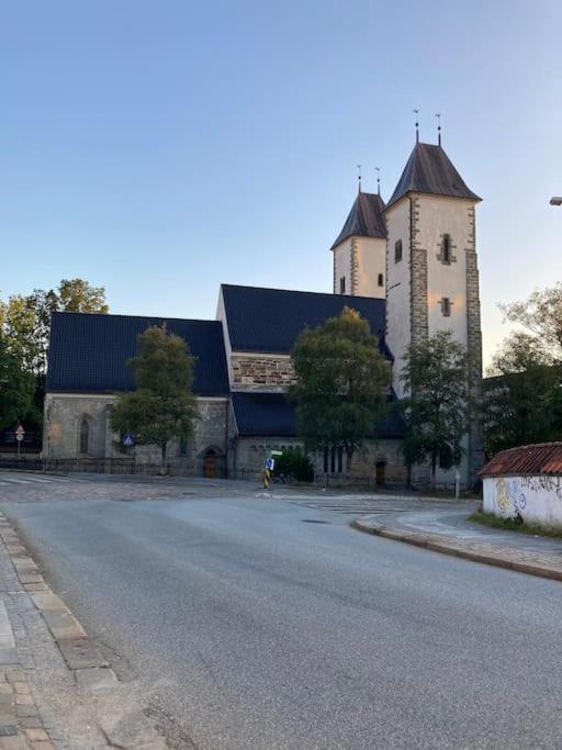 Villa Hel I Med Flott Utsikt Og 4 Soverom Bergen