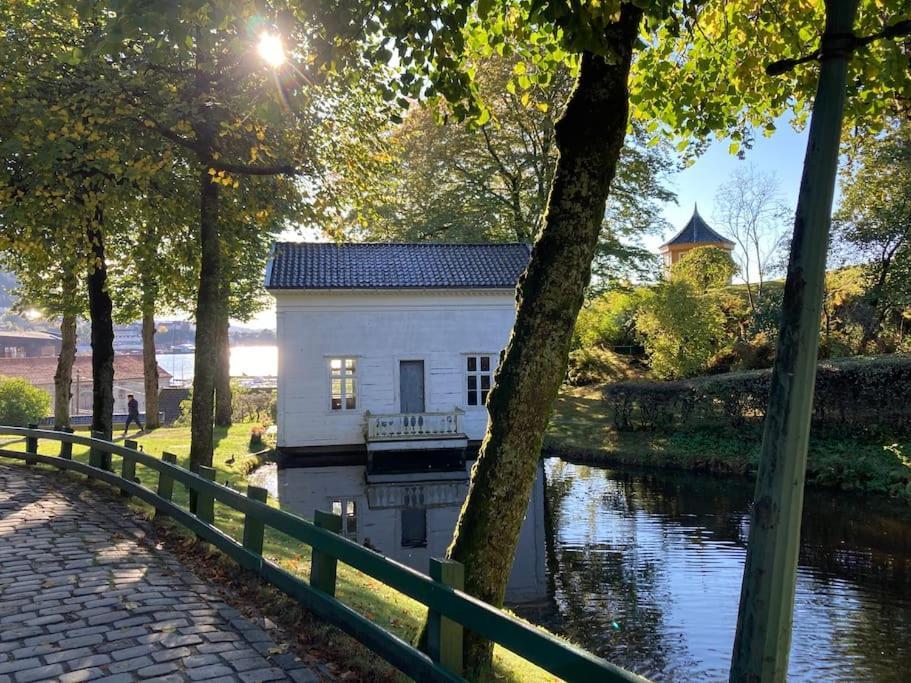 Hel I Med Flott Utsikt Og 4 Soverom *