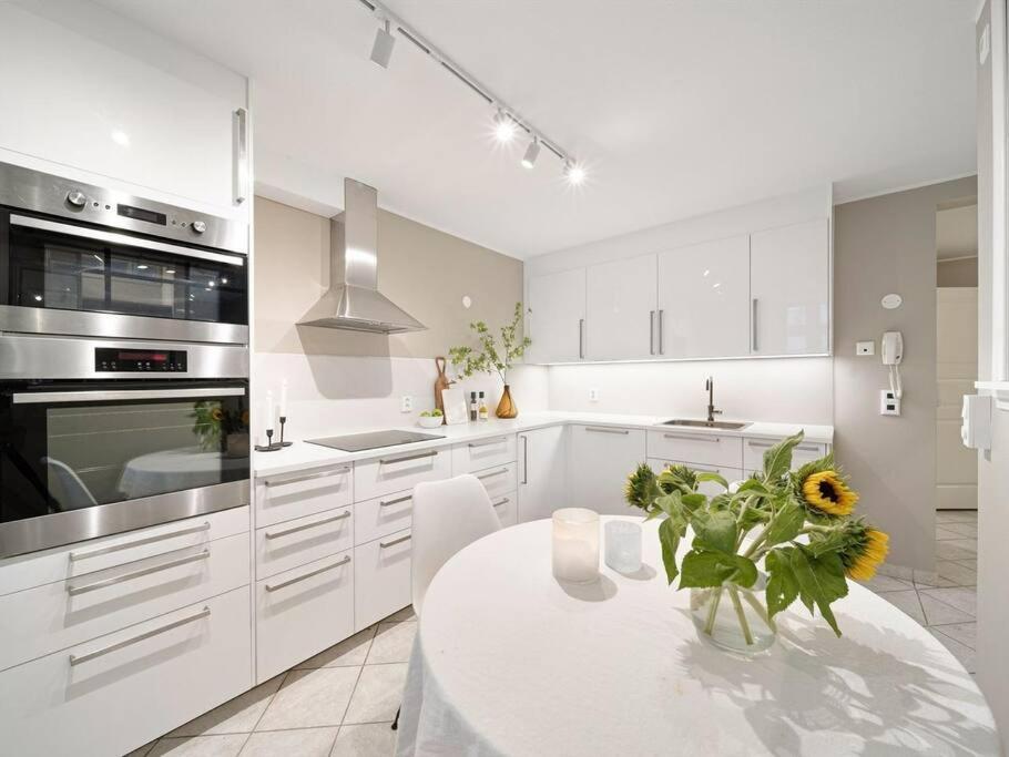 Apartment Stor I Sentrum! Bergen