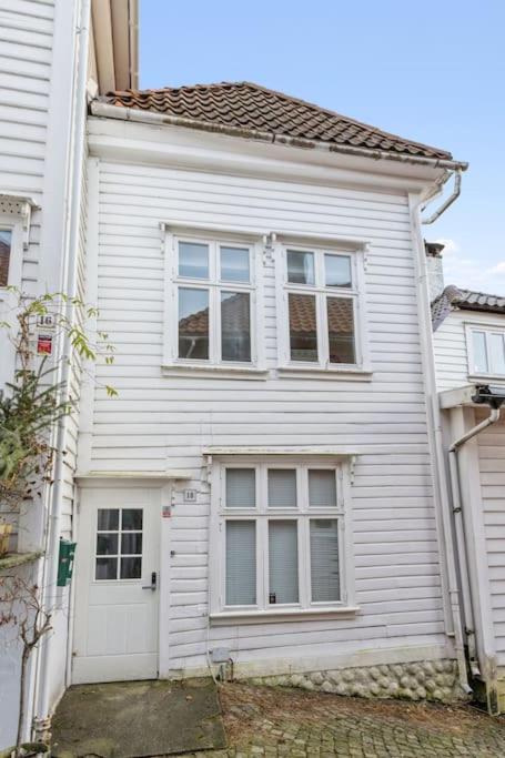 Historisk Hus I Hjertet Av Byen Holiday home
