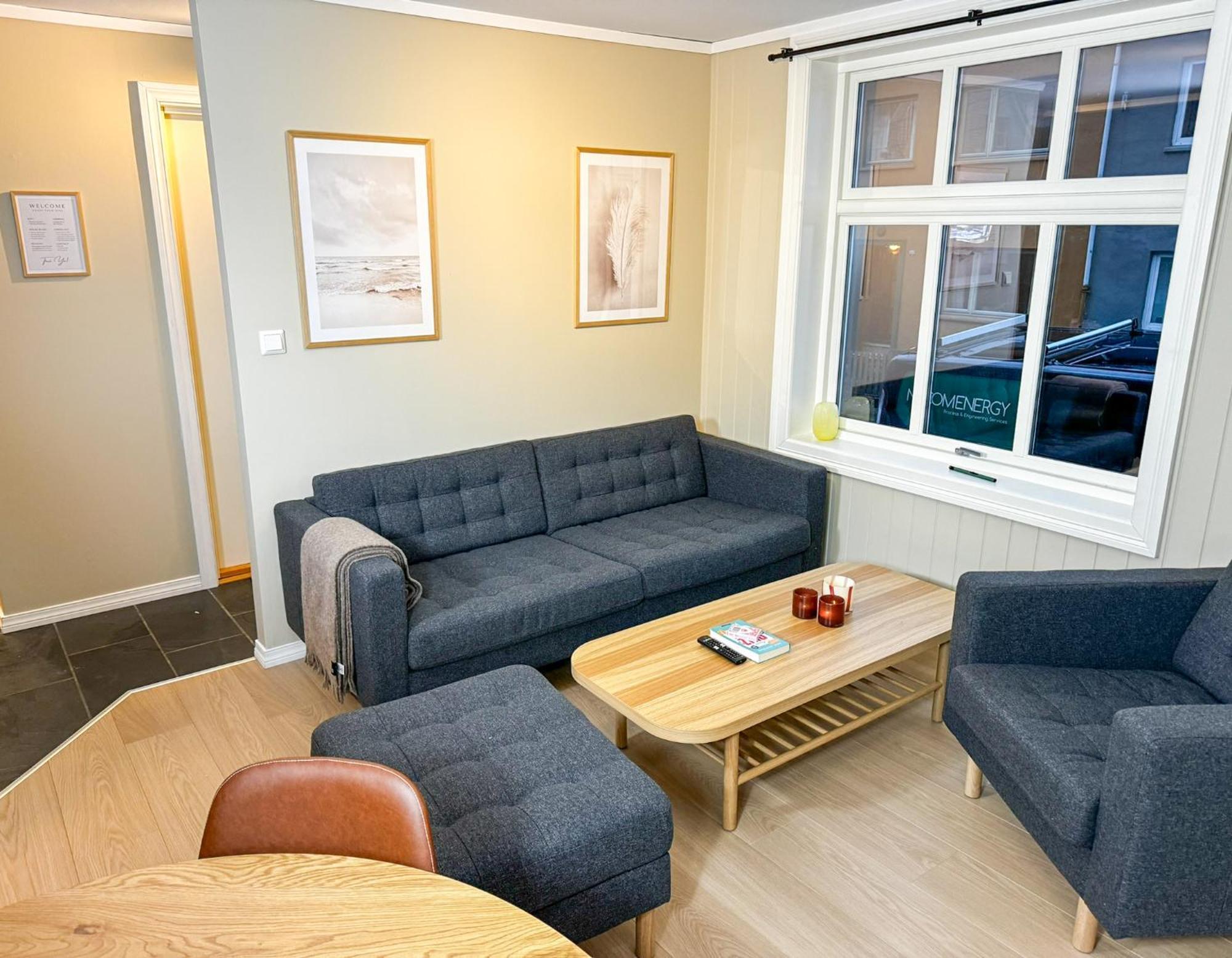 Sentral Med Parkering Og Peis Bergen