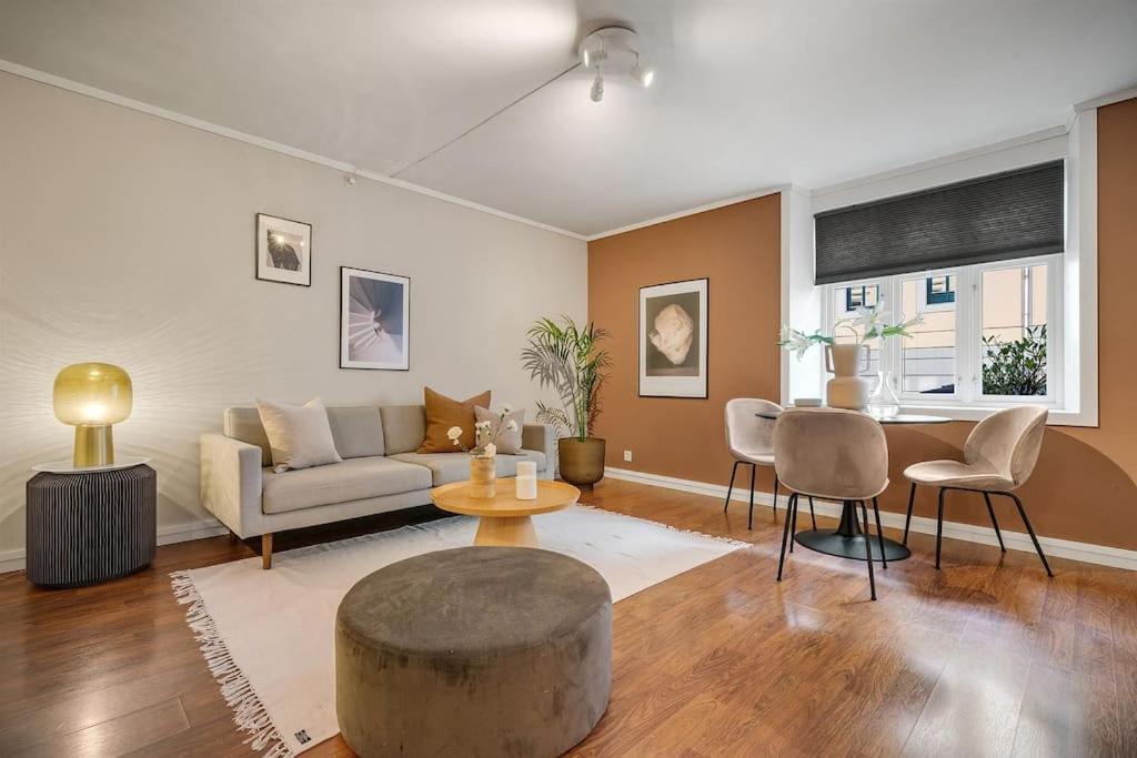 Apartment - Midt I Sentrum! *