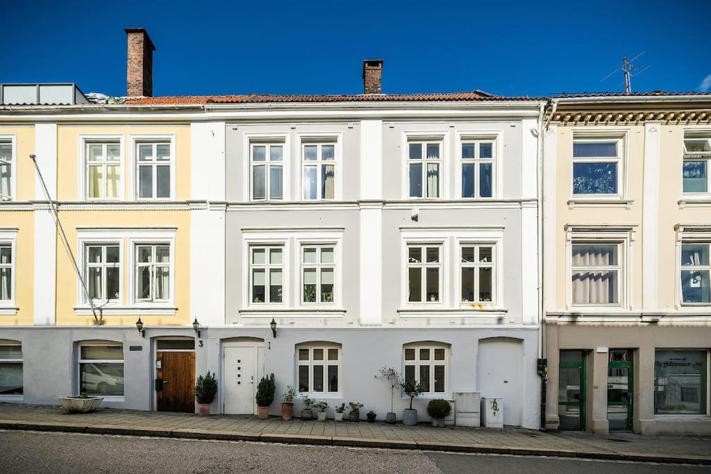 - Midt I Sentrum! Apartment