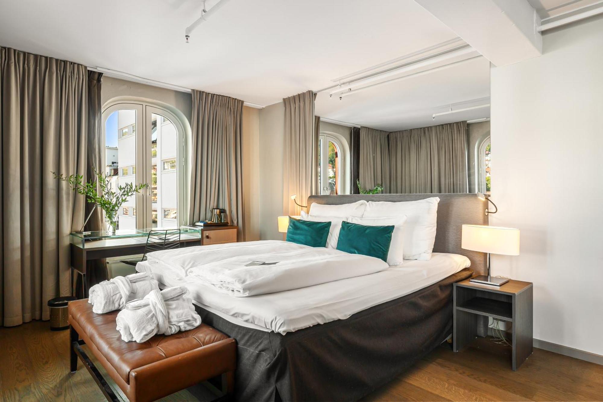 Clarion Admiral Hotel