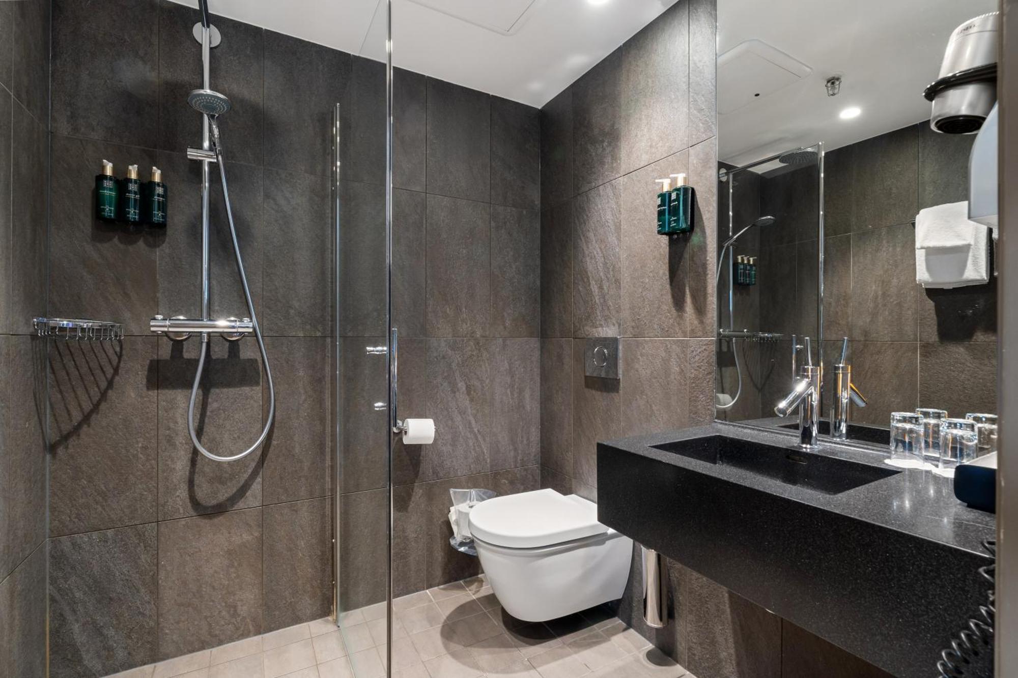 Clarion Admiral Hotel 4*