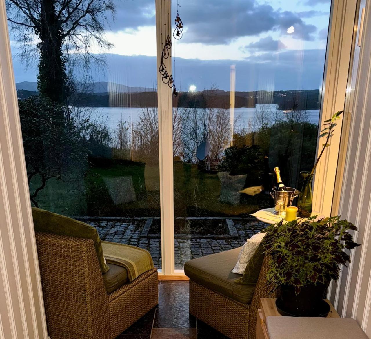 Panoramic Fjord View Near Apartment