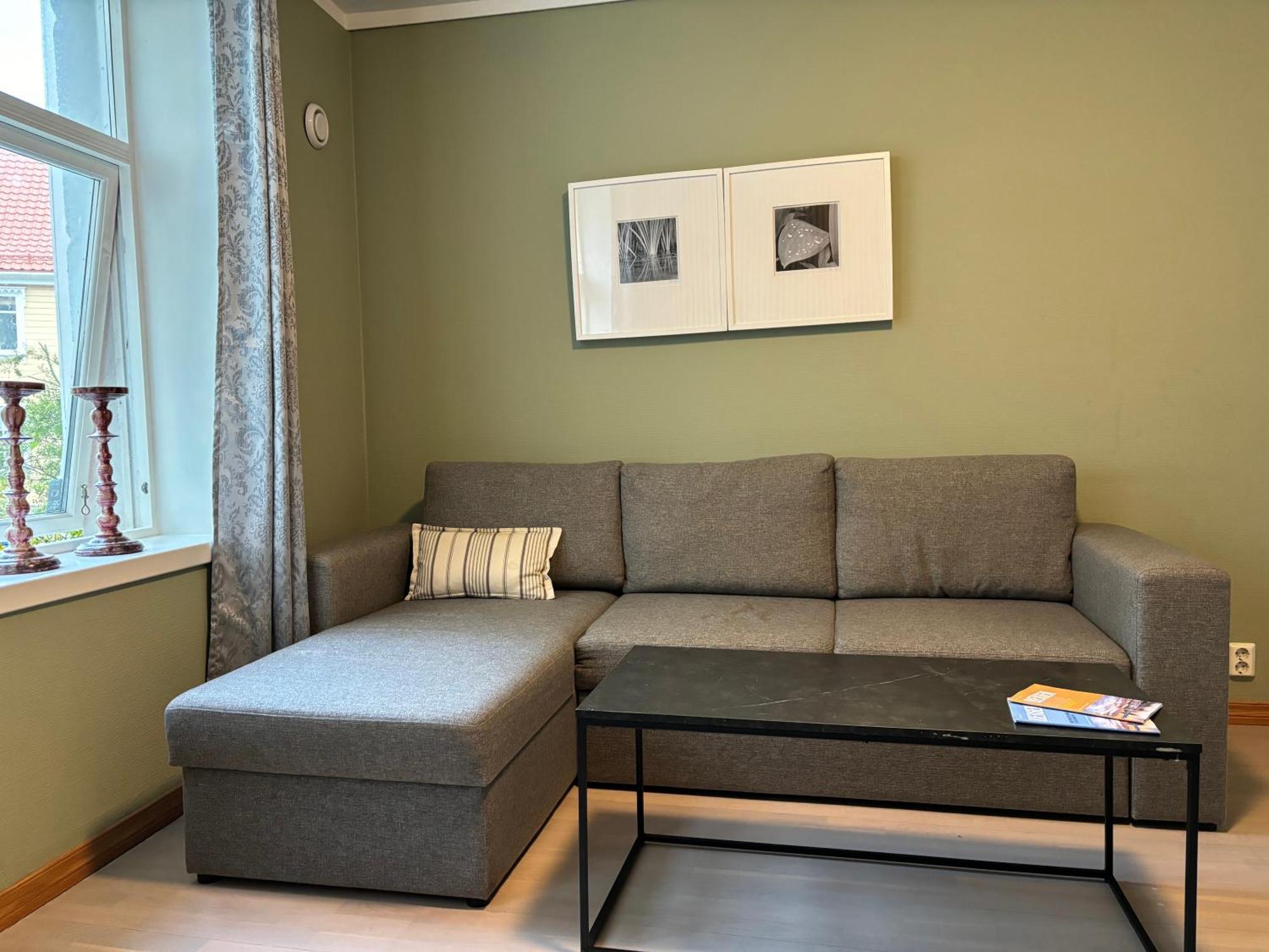 Easy Living Apartment