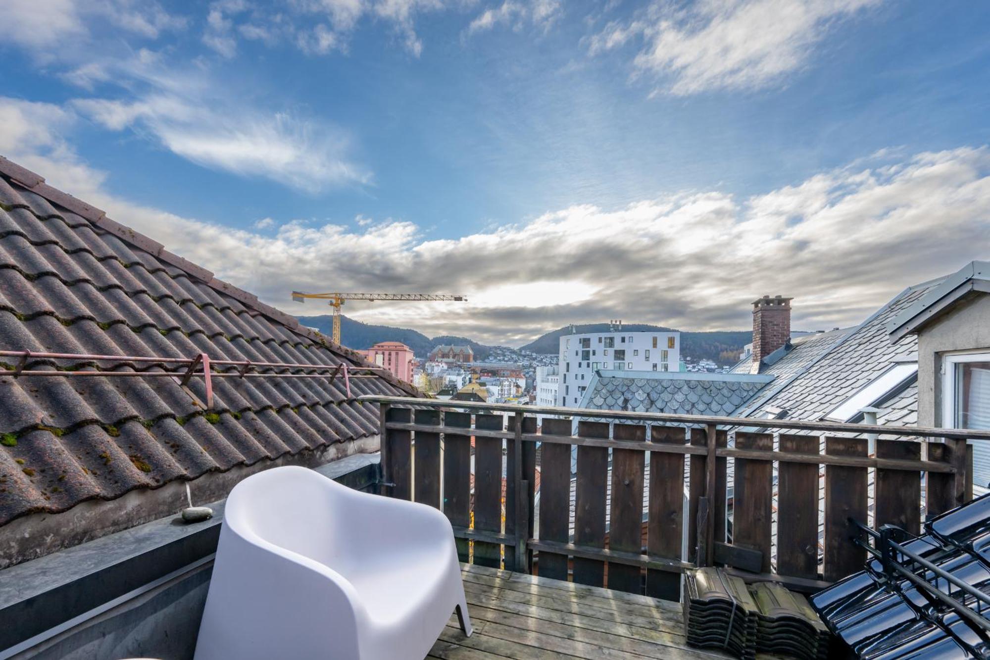 Center With Balcony Apartment