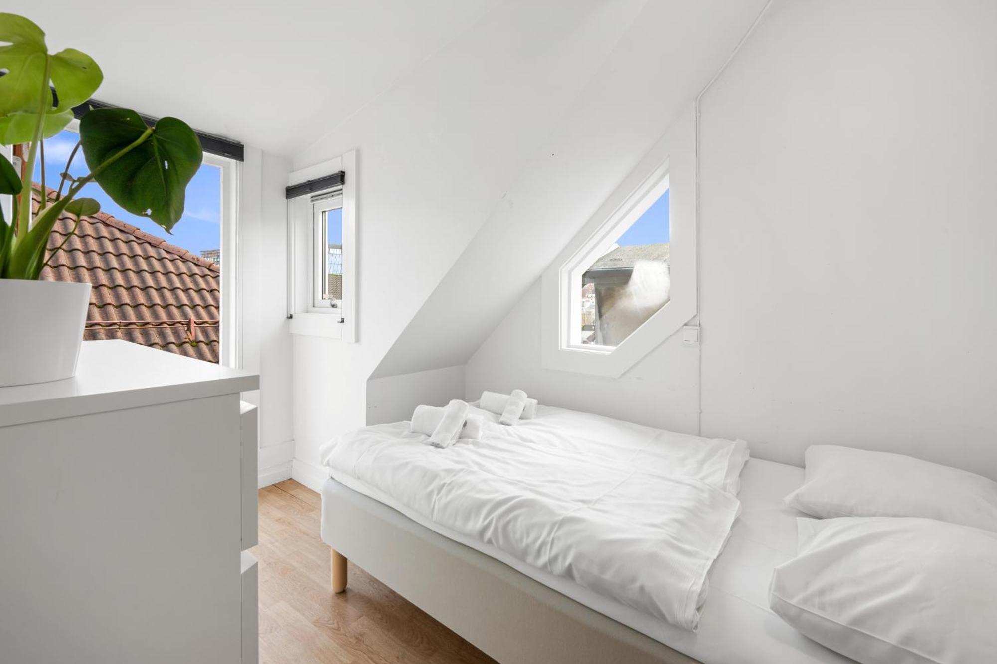 Center With Balcony * Bergen