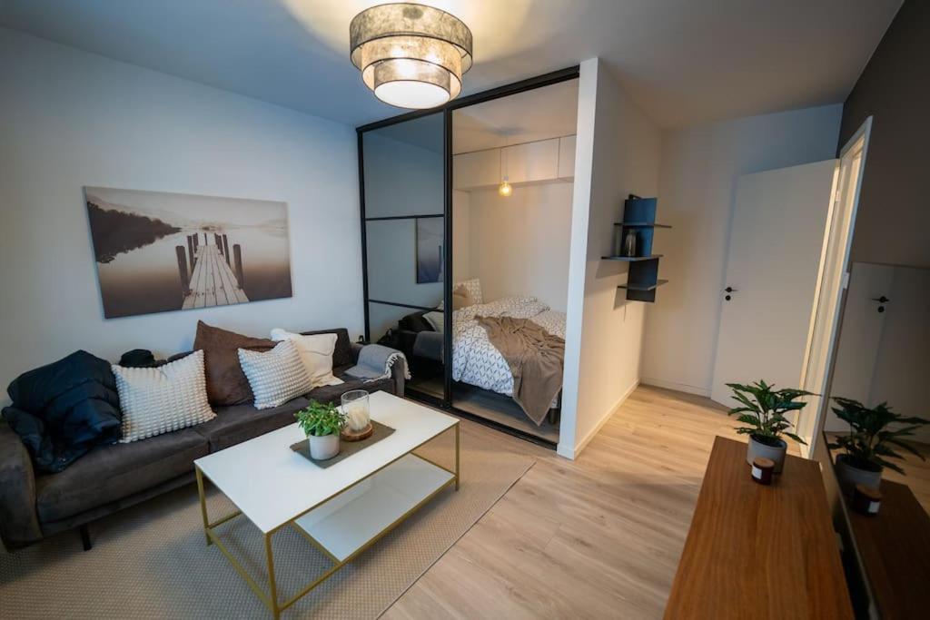 Ultra Flat With Balcony Apartment
