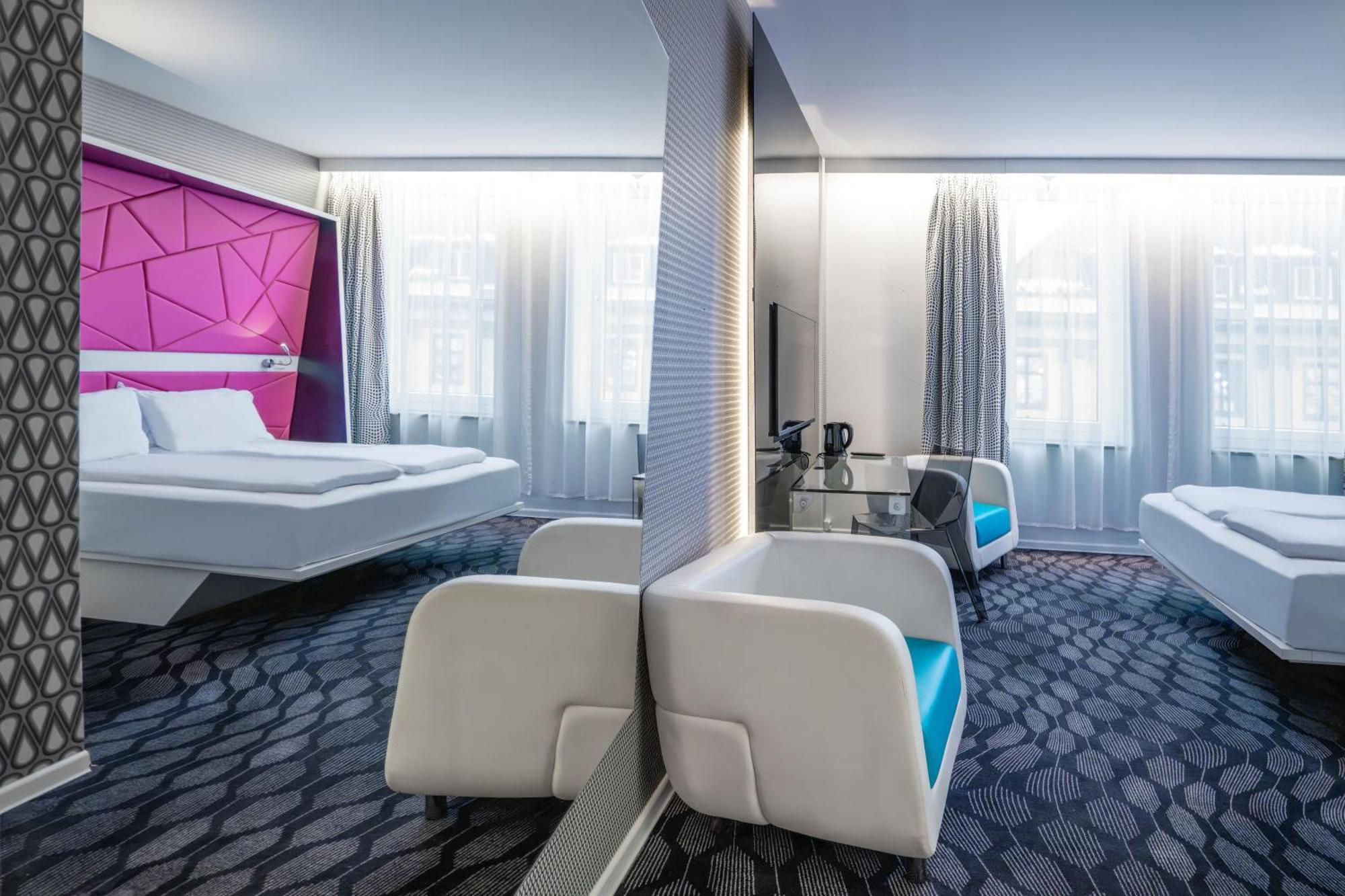 Magic Xhibition Hotell