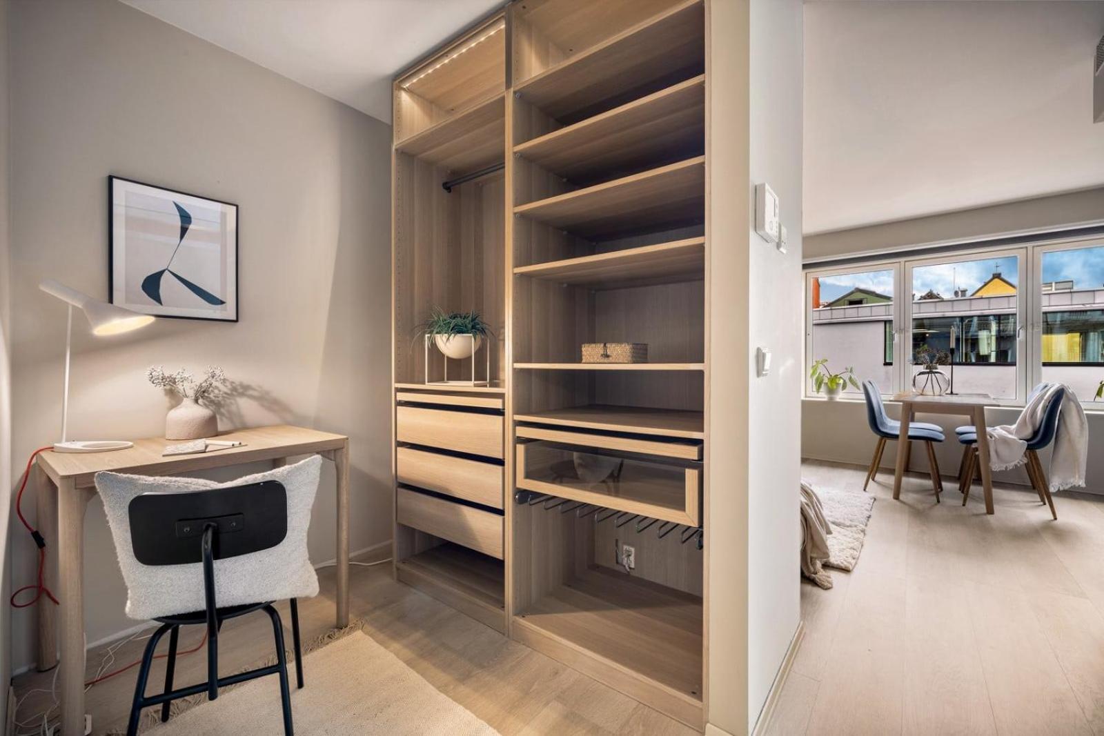 New Couples In The Heart Of Apartment *