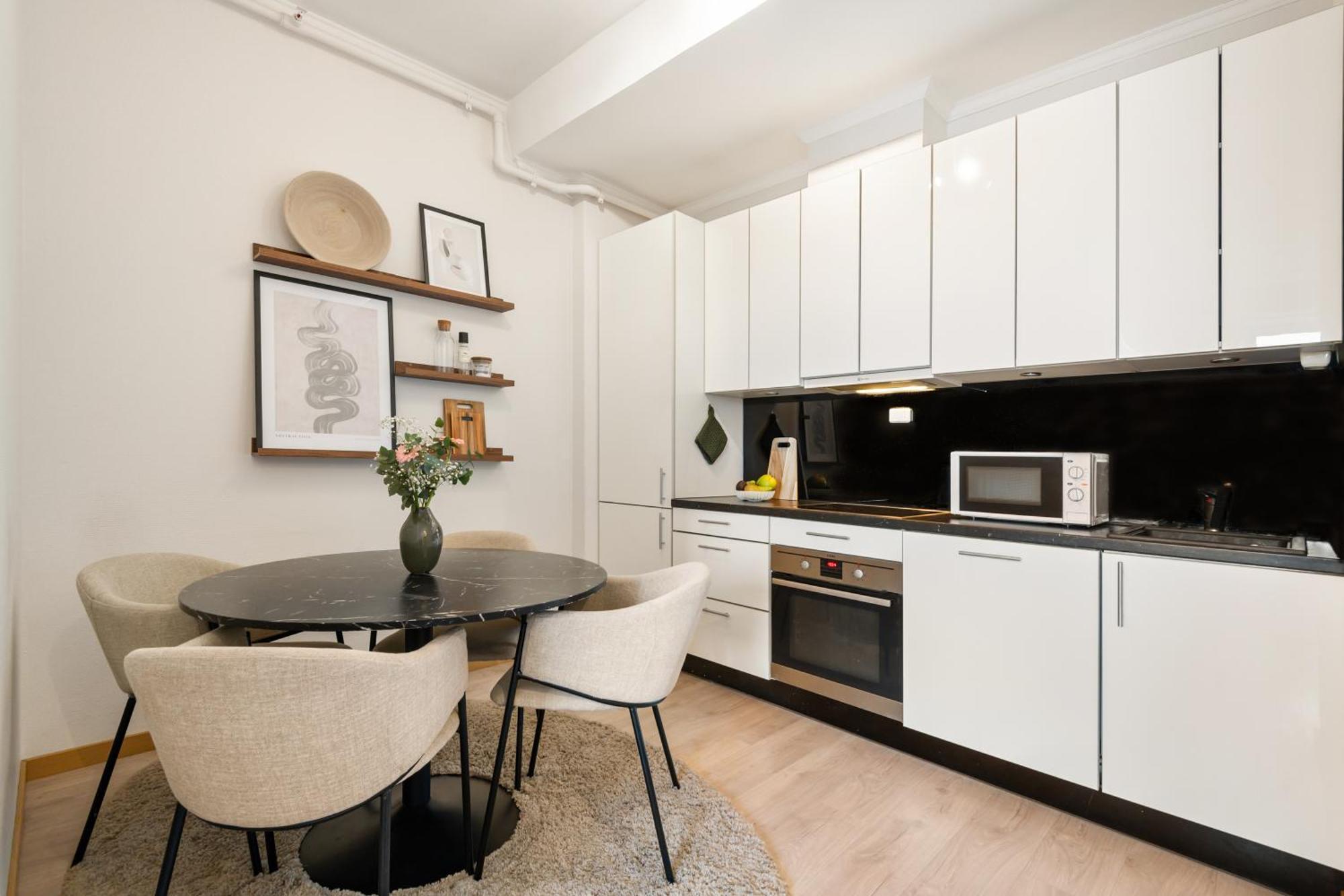 3-roms I Hjertet Av Sandviken Apartment *
