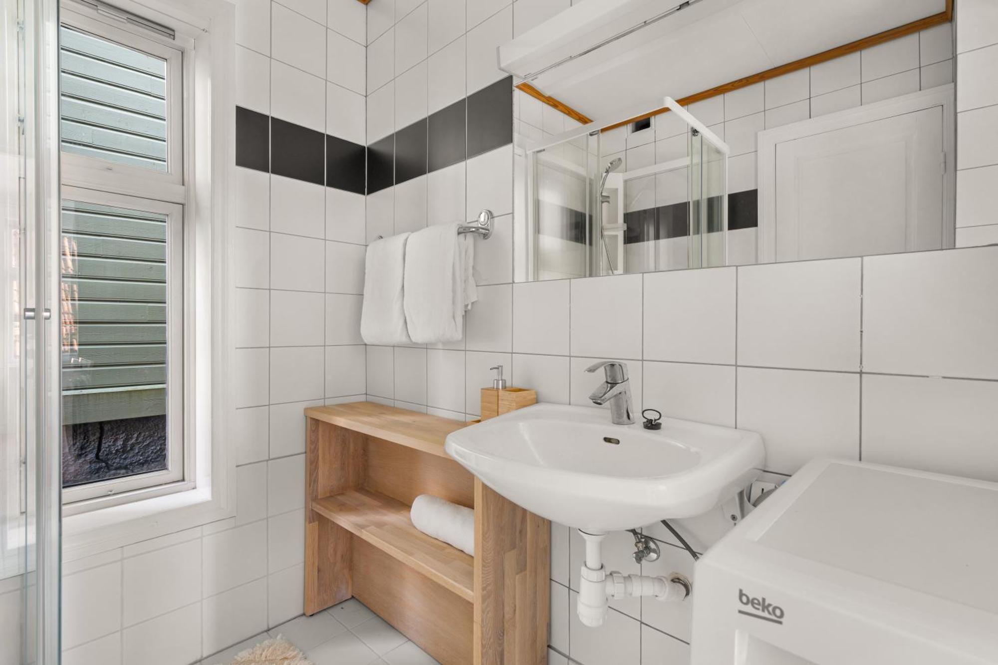 Apartment Bryggen Historical Townhouse I Rooftop Views! *